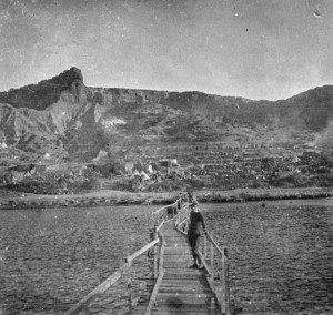 A view of Anzac on the last day of occupation, 19 December 1915. Image courtesy Australian War Memorial.