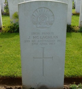 Jack McLachlan's headstone, Beaumetz Cross Roads Cemetery, France. Image courtesy Sharon Hesse.