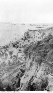 Australian and New Zealand troops crowd the narrow shoreline the day after the Gallipoli landing. Image courtesy Australian War Memorial.