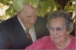 Francis with wife Beryl (Shimma) on his 90th birthday, 1986. Image courtesy Lynne Hubbard.