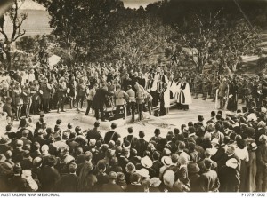 The burial of Major General Sir William Throsby Bridges, Duntoon, 3 September 1915. Image courtesy Australian War Memorial.