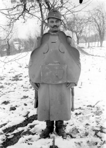Austrian soldier in body armour, Bukovina Province, 1915. Image courtesy photosofwar.net.