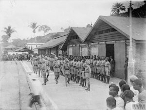 General Cunliffe inspects a 3rd Battalion Nigeria Regiment Guard of Honour, Calabar, November 1916. Image courtesy Imperial War Museum © IWM (Q 15594).